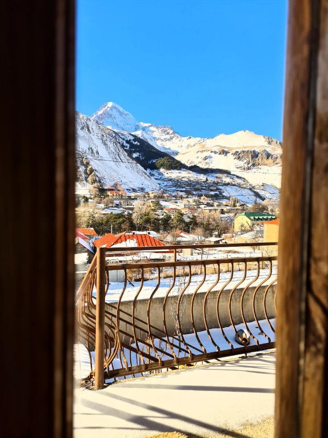 Sunny Mountain House Hotel Stepantsminda Exterior photo